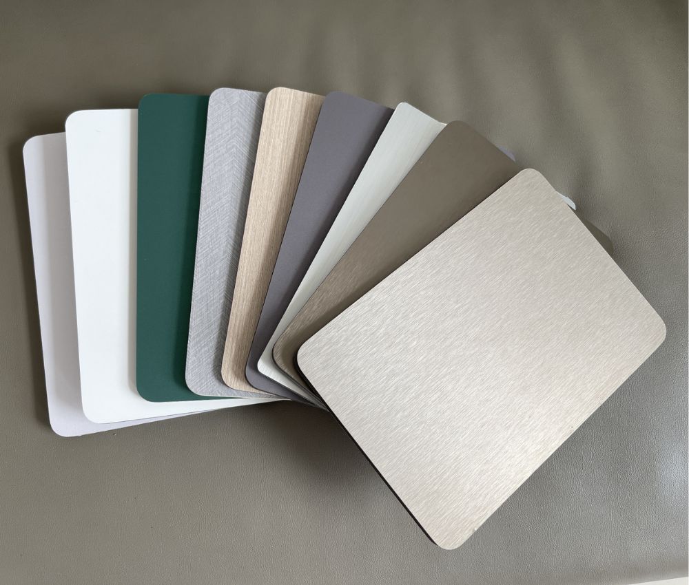 Giá tấm ốp than tre phụ thuộc vào chất liệu và công nghệ sản xuất