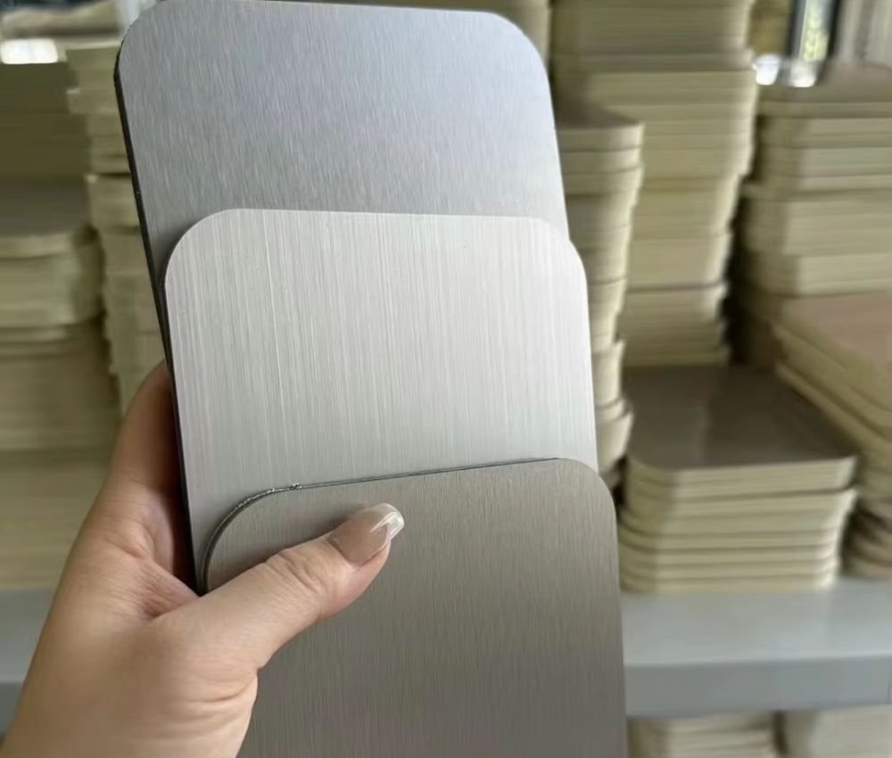 Cấu trúc cốt của tấm ốp than tre quyết định tính đàn hồi và khả năng chịu biến dạng