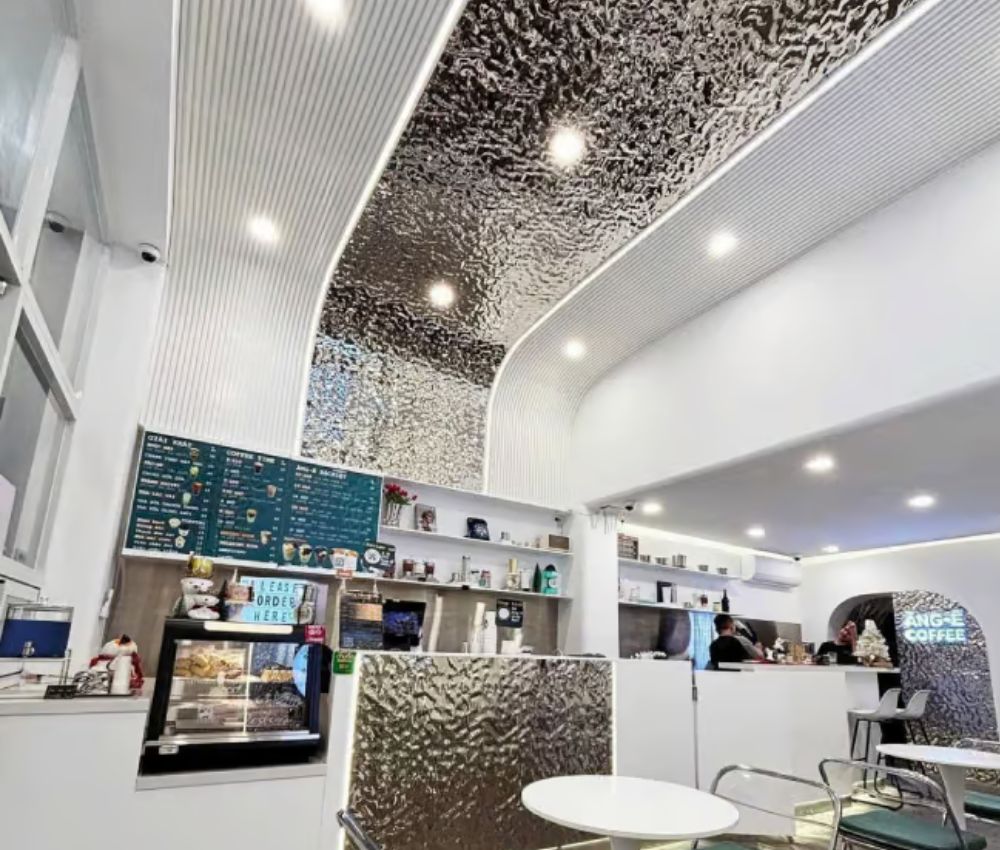 Gia chủ cần kiểm tra thật kỹ sau khi tấm ốp uốn cong được hoàn thiện