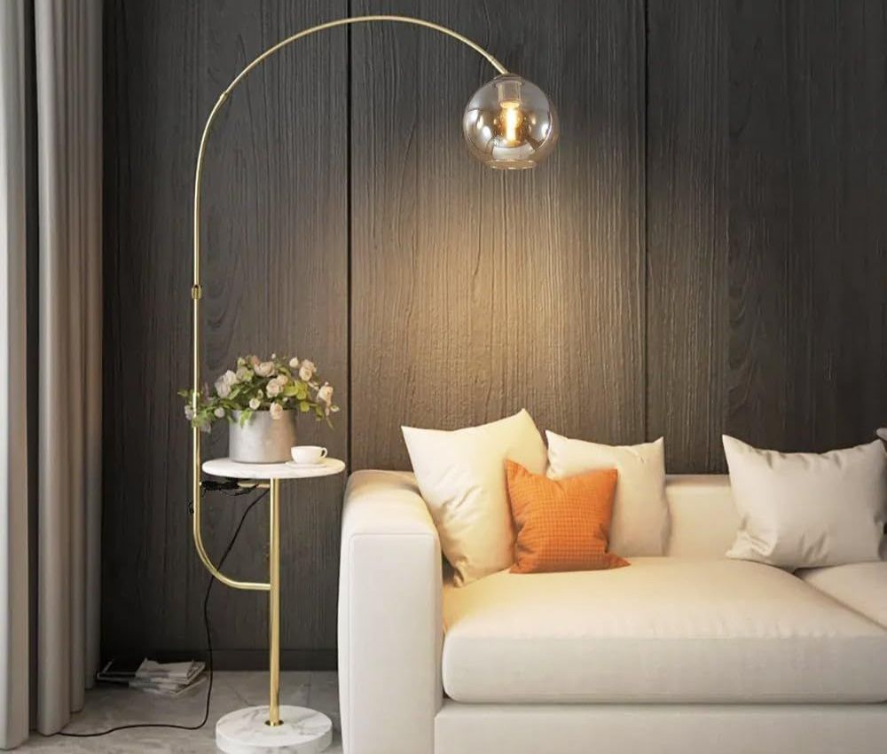 Decor phòng theo phong cách tối giản bằng đèn floor lamp