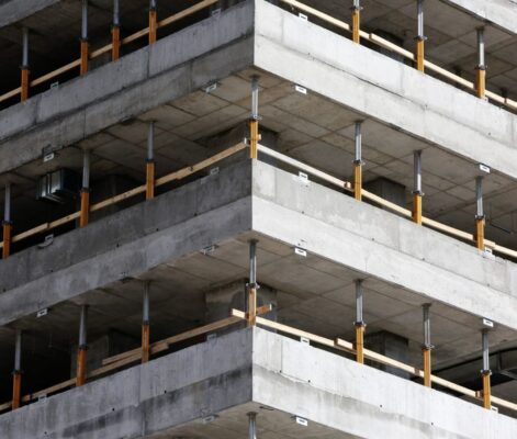 Bê tông cốt thép tạo kết cấu vững chãi cho công trình