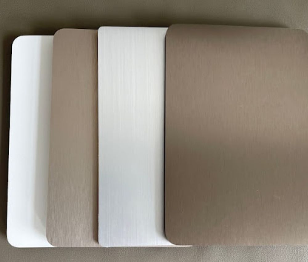 Nguyên liệu chính của tấm ốp than tre là tre tự nhiên thân thiện với môi trường