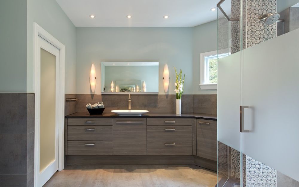 Bố trí hệ thống thông gió, hút mùi tại bếp và nhà vệ sinh