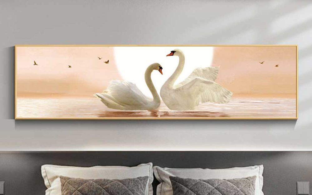 Tranh treo tường thể hiện cá tính gia chủ